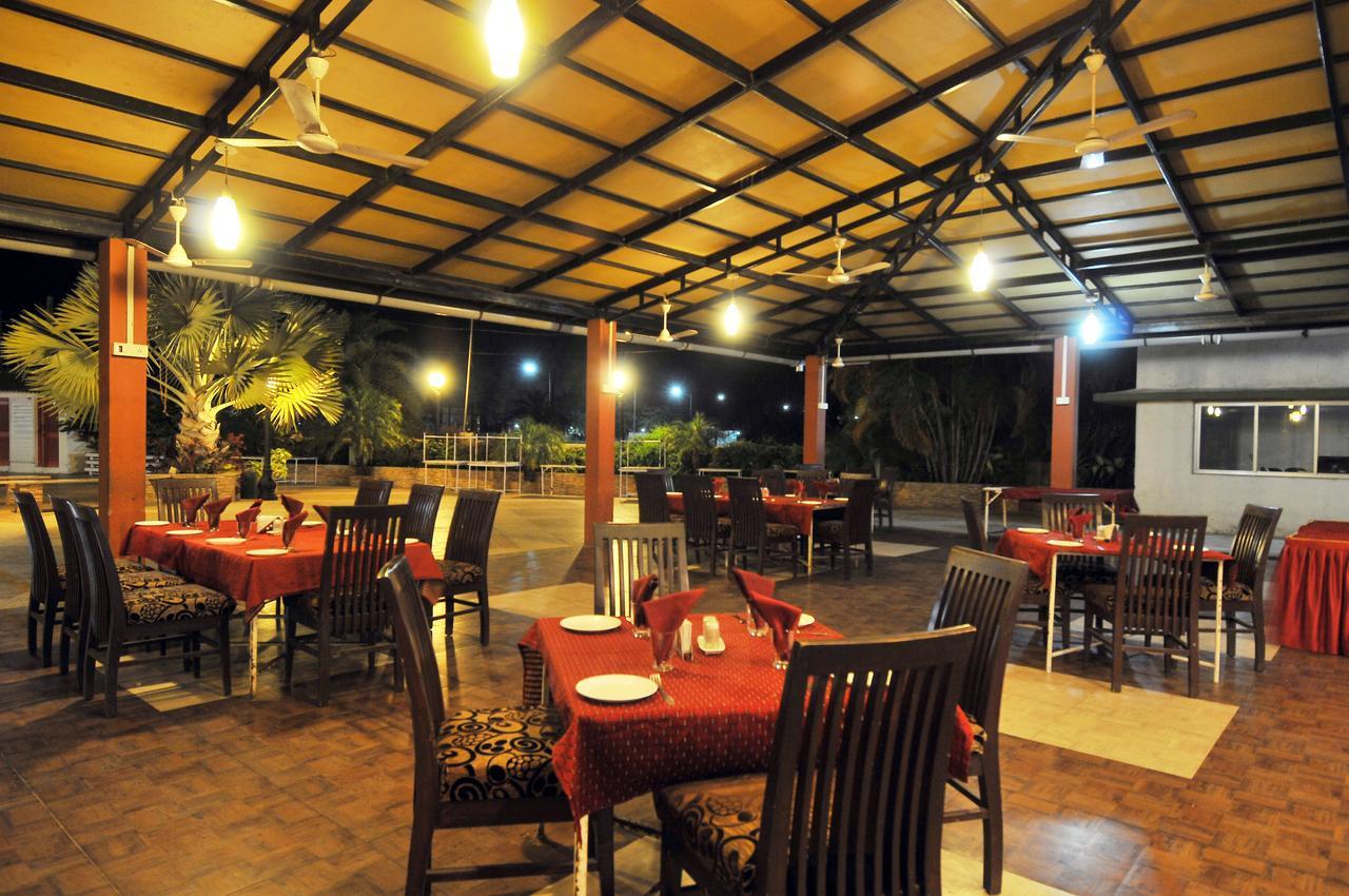 Sandy Resort Daman Ngoại thất bức ảnh